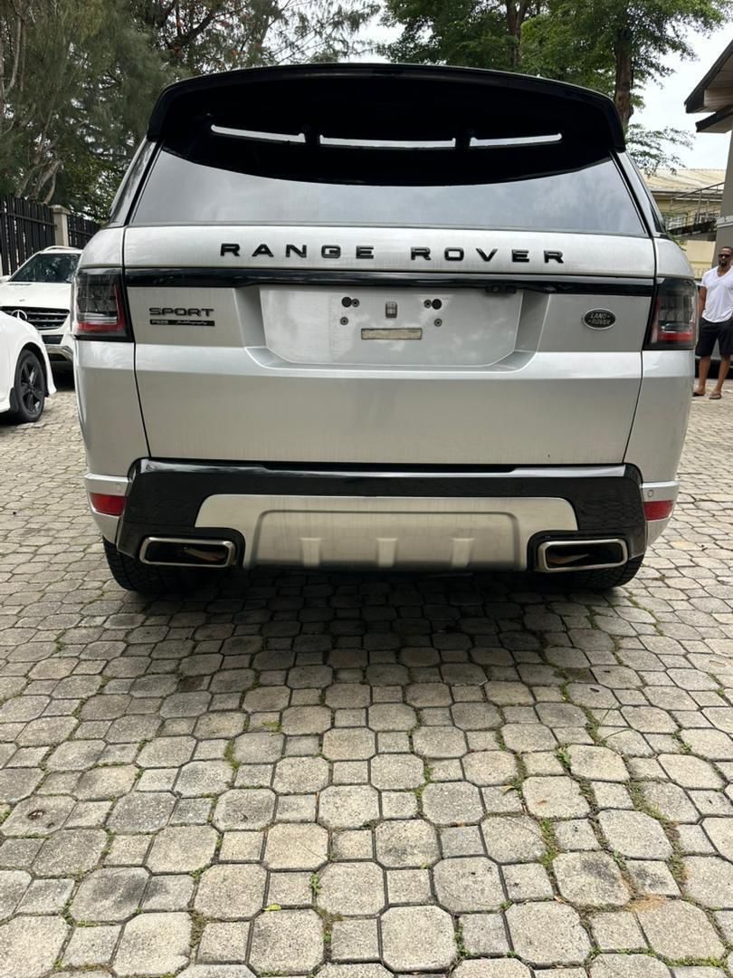Range Rover Sports  - View 2
