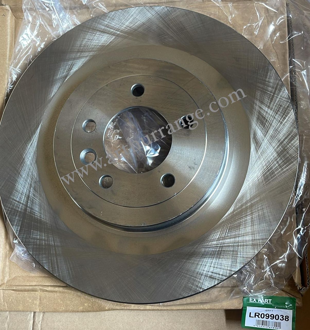 Back Brake Disc Defender / Sports / Voque / Discovery 5 2016-2020 - View 2