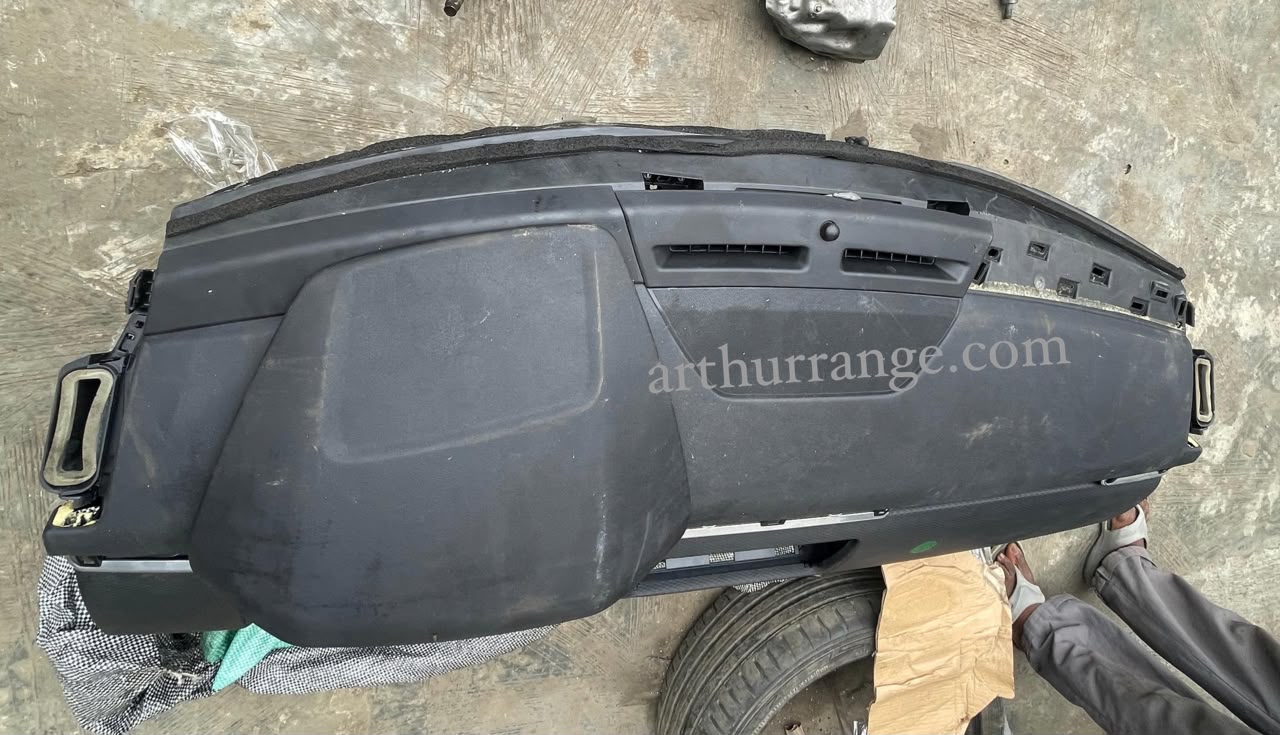 Dashboad Velar 2018 - View 3