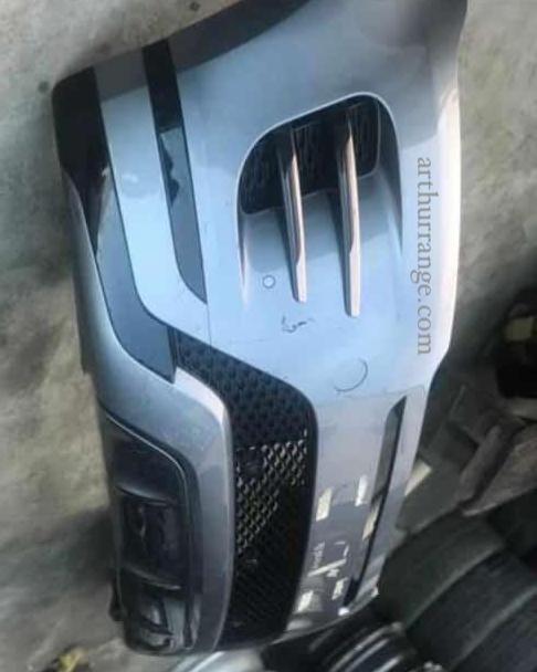 Front Bumber Velar 2018 - View 3