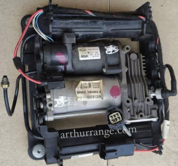 Suspension Pump Vogue 2010 - View 3