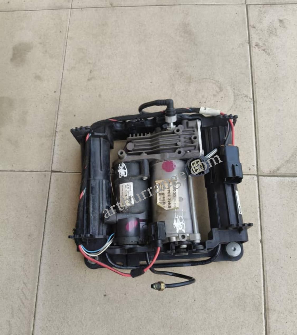 Suspension Pump Vogue 2010 - View 4